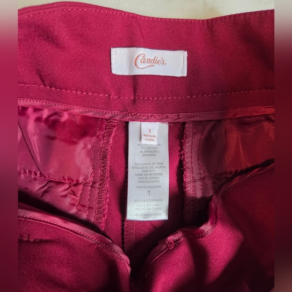 Candie's Womens Red Shorts Size 1, Zipper Closure - Picture 2 of 8